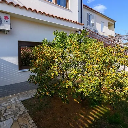 Lejlighed With Parking Spaces - 20625 Pula