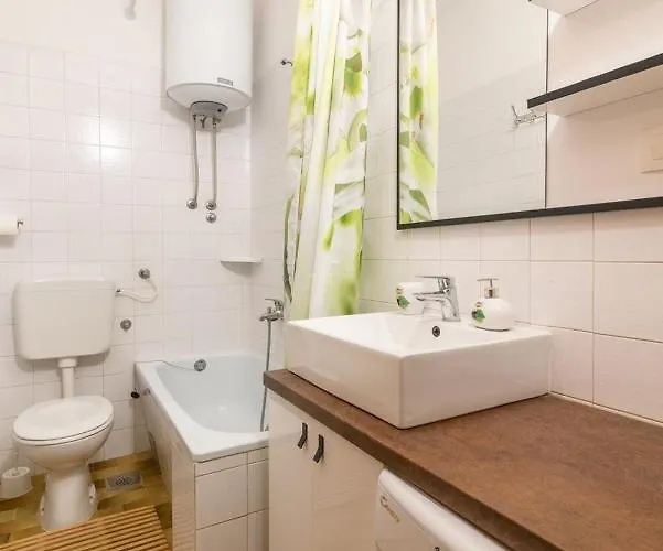 With Parking Spaces - 20625 Pula